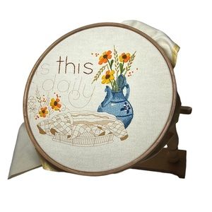 Sunset Stitchery crewel kit with standing embroidery hoop